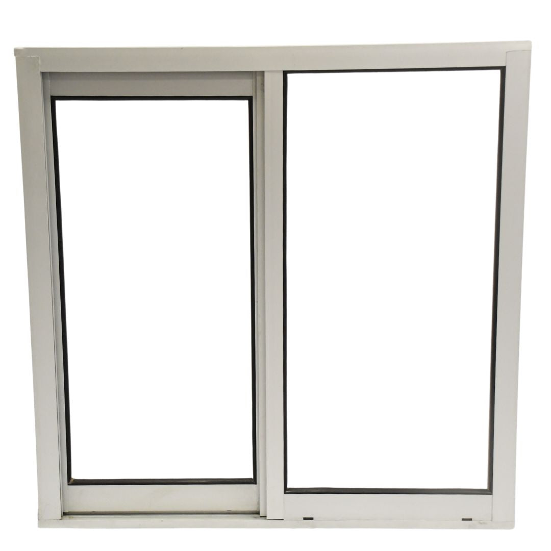 Ventana de Aluminio 1 1-1/2" 0.60 x 0.60 natural mate vidrio satinado ideal para baños